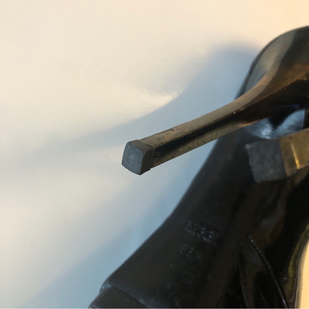 * GUCCI Black Patent Unisex Stiletto Platform Women’s size 38EU Pumps - Picture 7 of 14